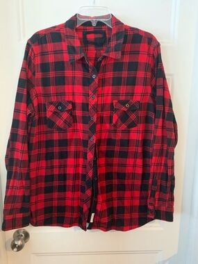 David Peyser women's  Red & Black Plaid Flannel Shirt - Classic Button-Up